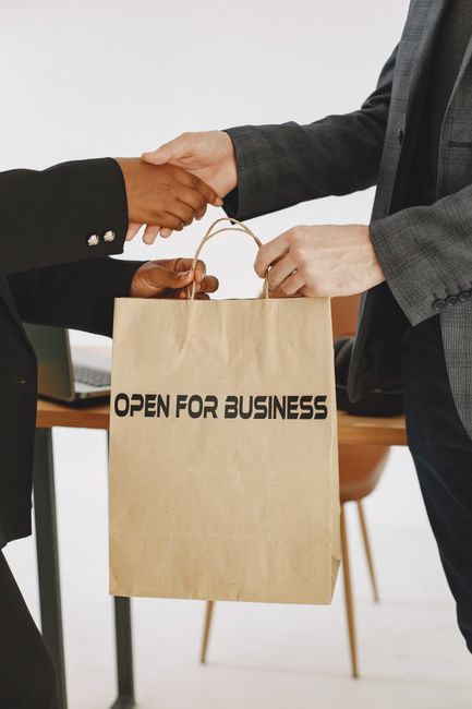 How to Find Affiliates for Ecommerce Business in 2026